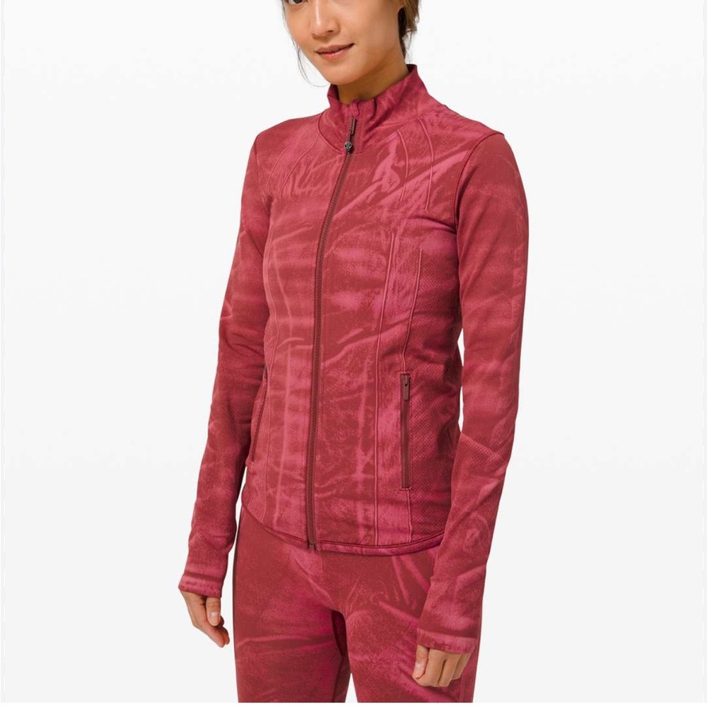 Lululemon‎ Womens Sz 4 Ebb to Street Define Jacket Chianti Red Outdoor Gym Comfy